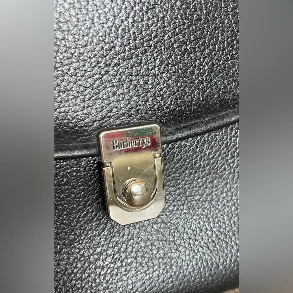 Burberry Vintage Classic Black Leather Top-Handle Satchel Bag - Picture 4 of 15